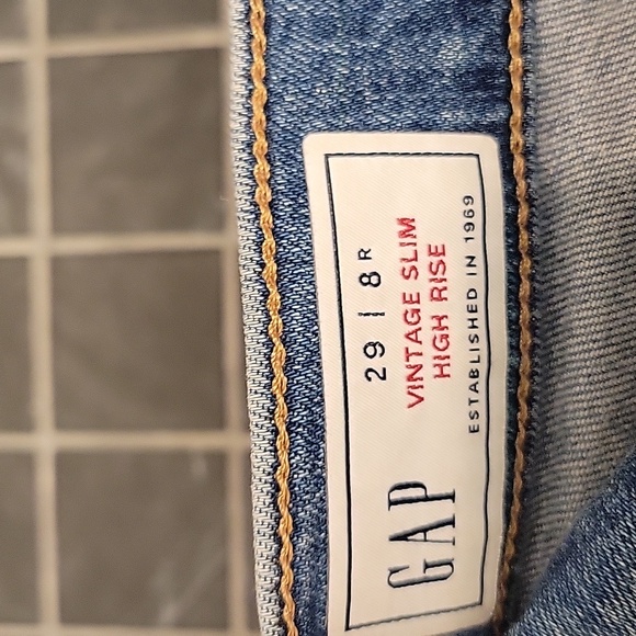 GAP Light Blue Straight Leg Women's Jeans - Picture 3 of 3